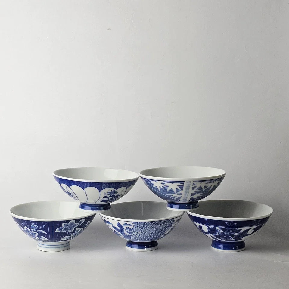 Hand-Painted Asian Blue White Porcelain Footed Flower Rice Soup Bowl
